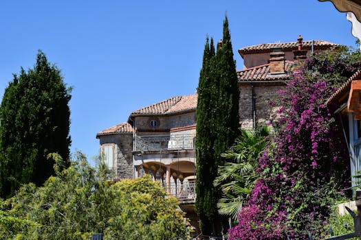 French Villas Reserved for Long-Stay Elite Travelers